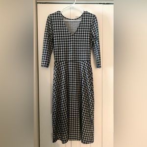 black & white xs dress